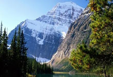 里昂后卫:曼联是足坛历史最佳之一,踢球就是为踢这种重量级对决.